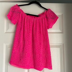 Lilly Pulitzer pink off shoulder blouse SZ Small